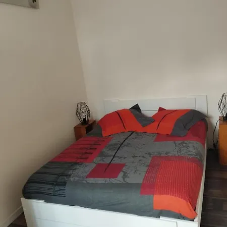 Holiday home Maison Classee 2 Etoiles En Plein Coeur De Margaux-Cantenac